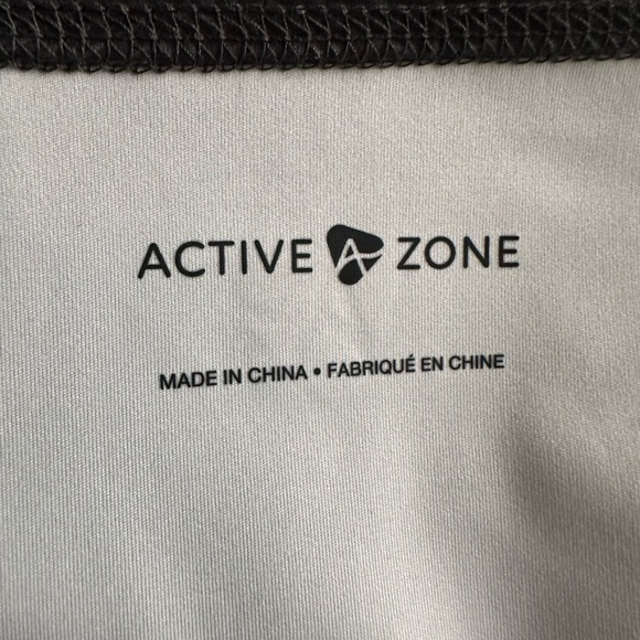 Active Zone Sport Crop Top - Picture 5 of 8